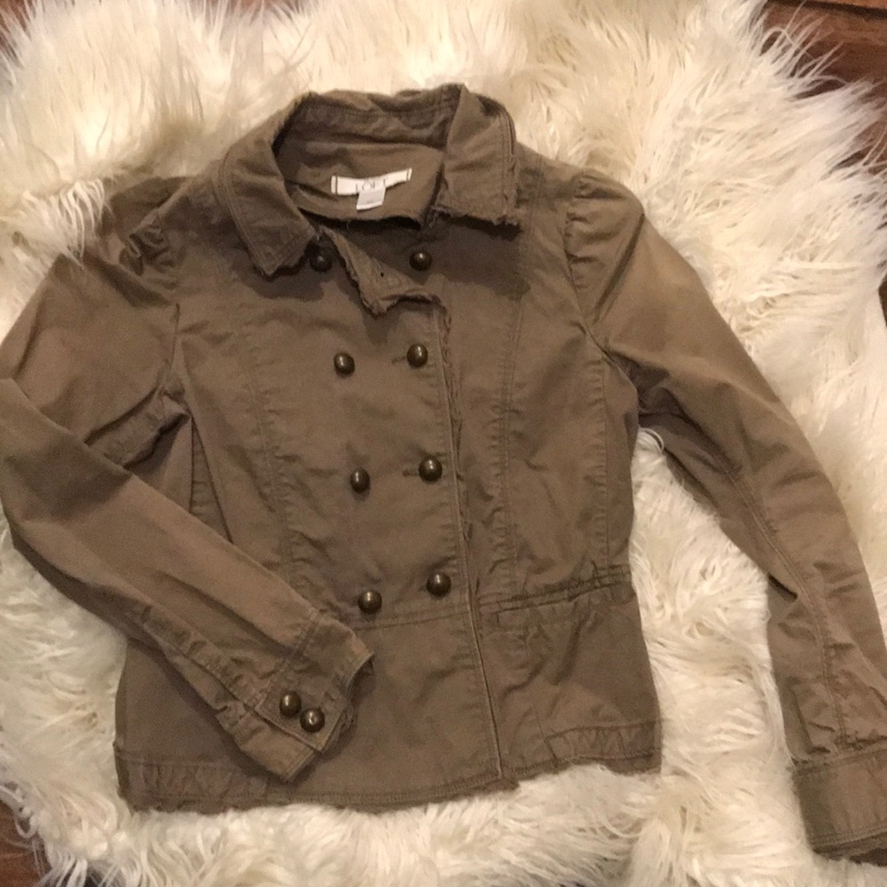 Coat - Picture 2 of 3